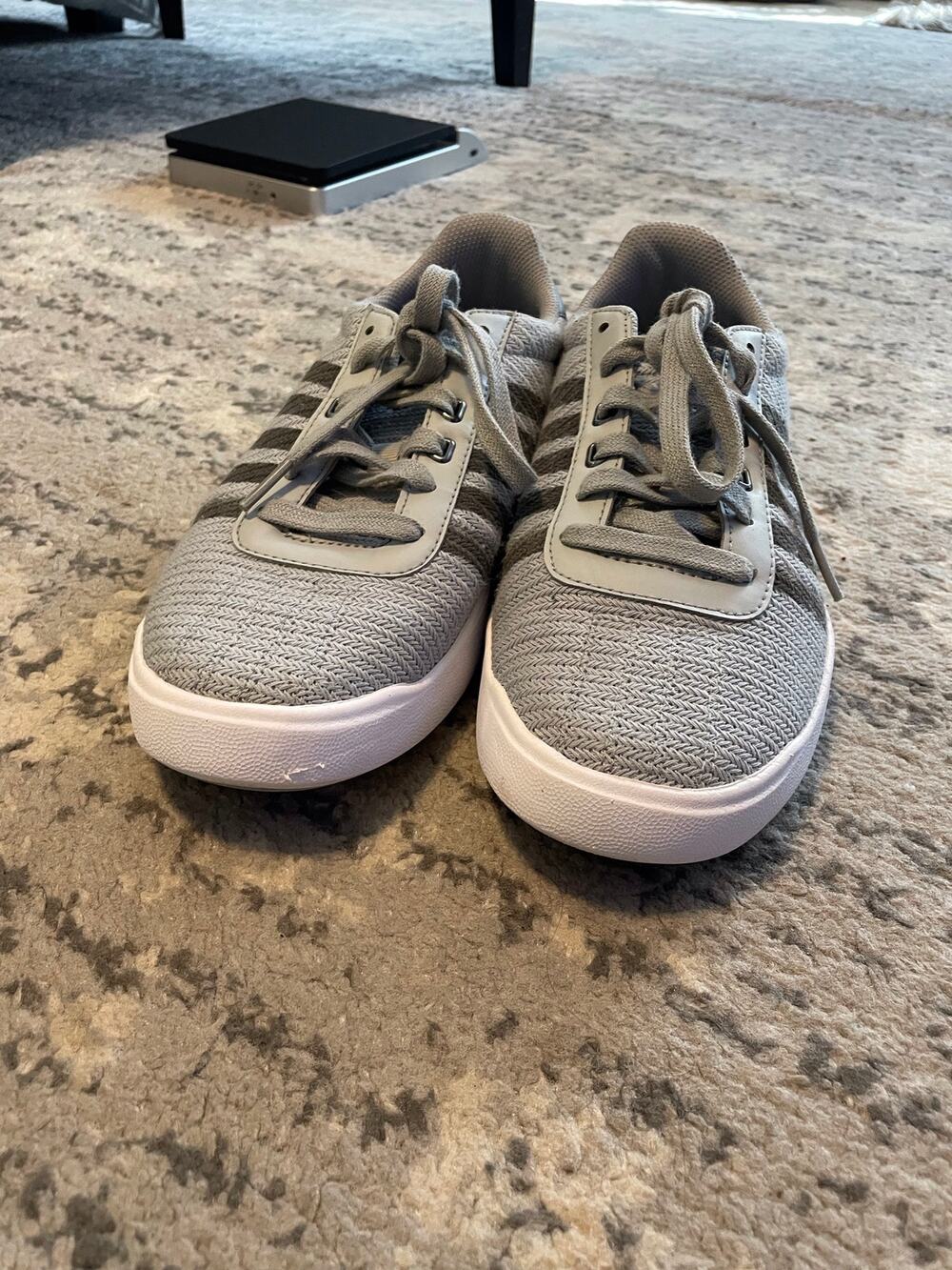 K-Swiss Gray Woven Low Top Sneakers Size 9 Casual Athleisure